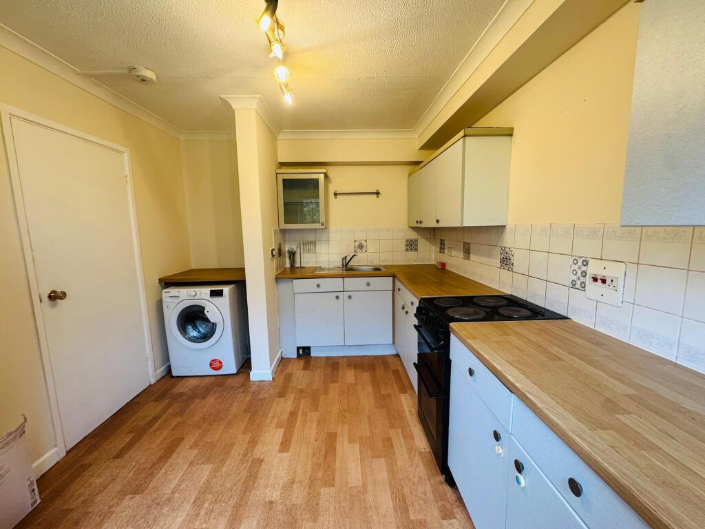 2 bed 1st Floor Flat for rent in Bristol. From Lets Rent Bristol - Bristol