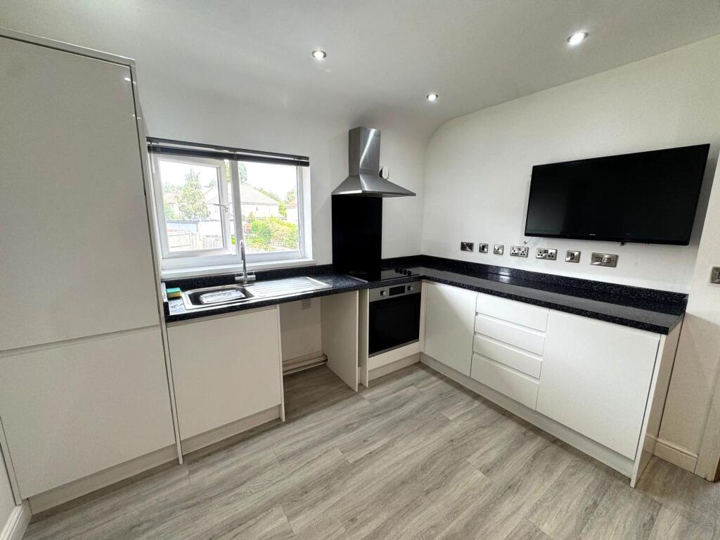 2 bed 1st Floor Flat for rent in Cribbs Causeway. From Lets Rent Bristol - Bristol