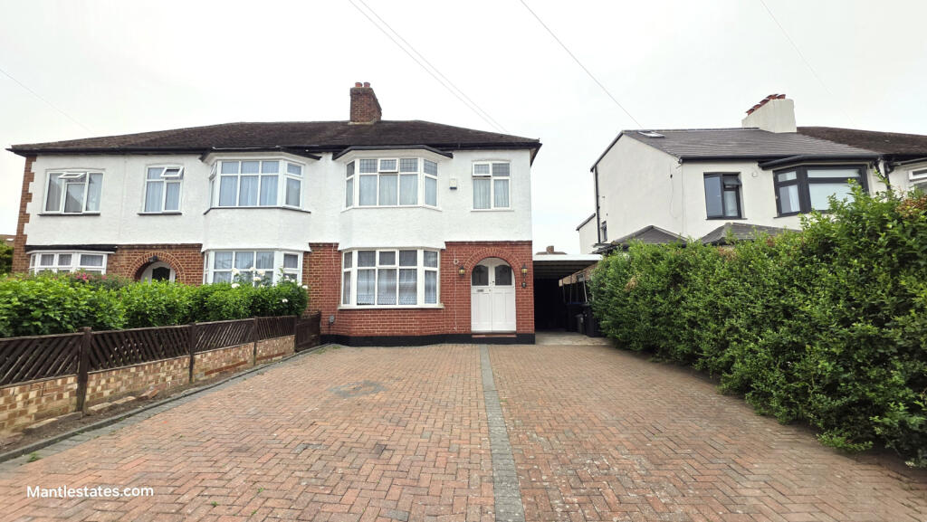 3 bed Semi Detached for rent in Edmonton. From Mantlestates - East Barnet