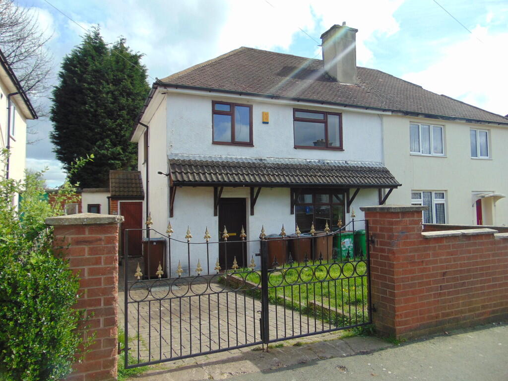 3 bed Semi Detached for rent in Nottingham. From Martin & Co - Beeston