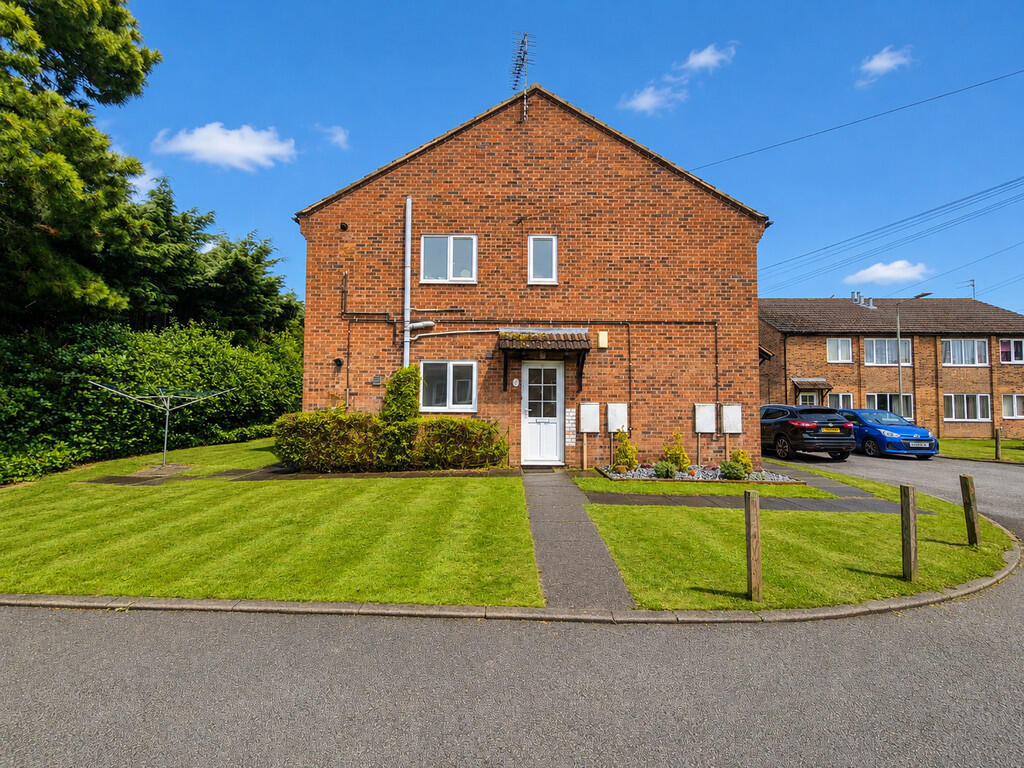 2 bed House (unspecified) for rent in Beeston. From Martin & Co - Beeston