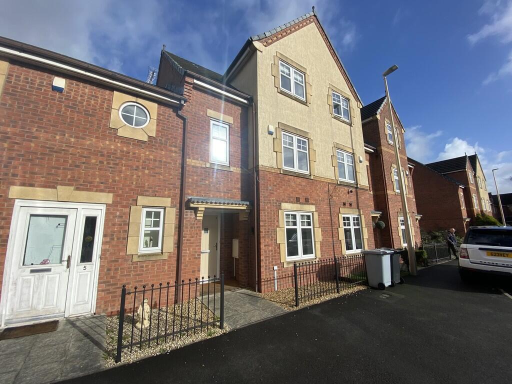 3 bed Town House for rent in Crewe. From Martin & Co - Crewe