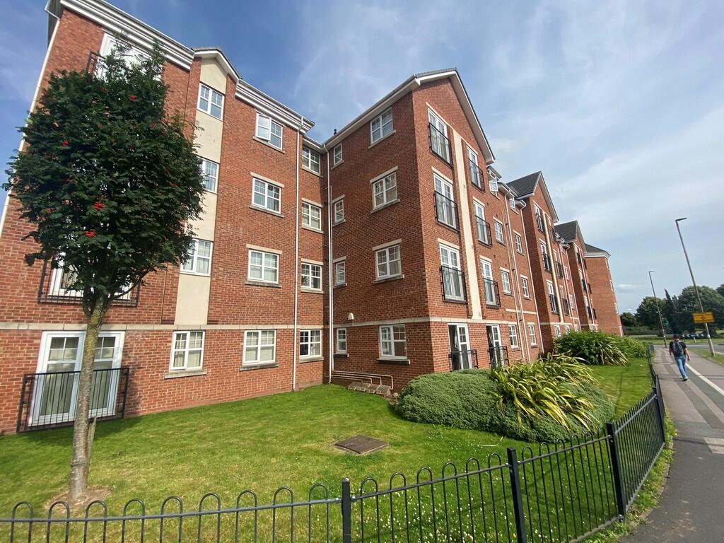 2 bed Apartment for rent in Crewe. From Martin & Co - Crewe