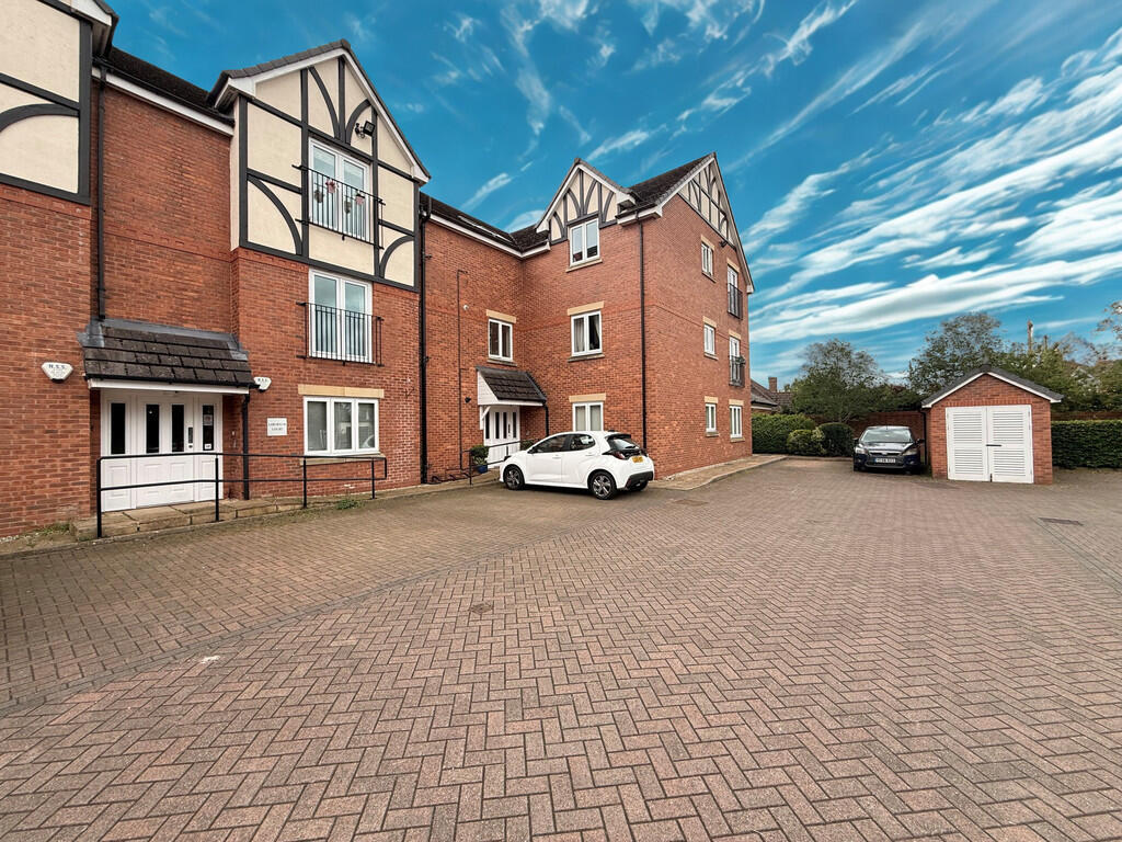 2 bed House (unspecified) for rent in Shavington. From Martin & Co - Crewe 2 bed House (unspecified) for rent in Shavington. From Martin & Co - Crewe