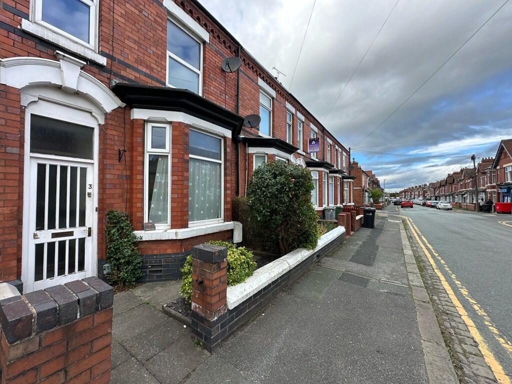 3 bed Mid Terraced House for rent in Crewe. From Martin & Co - Crewe