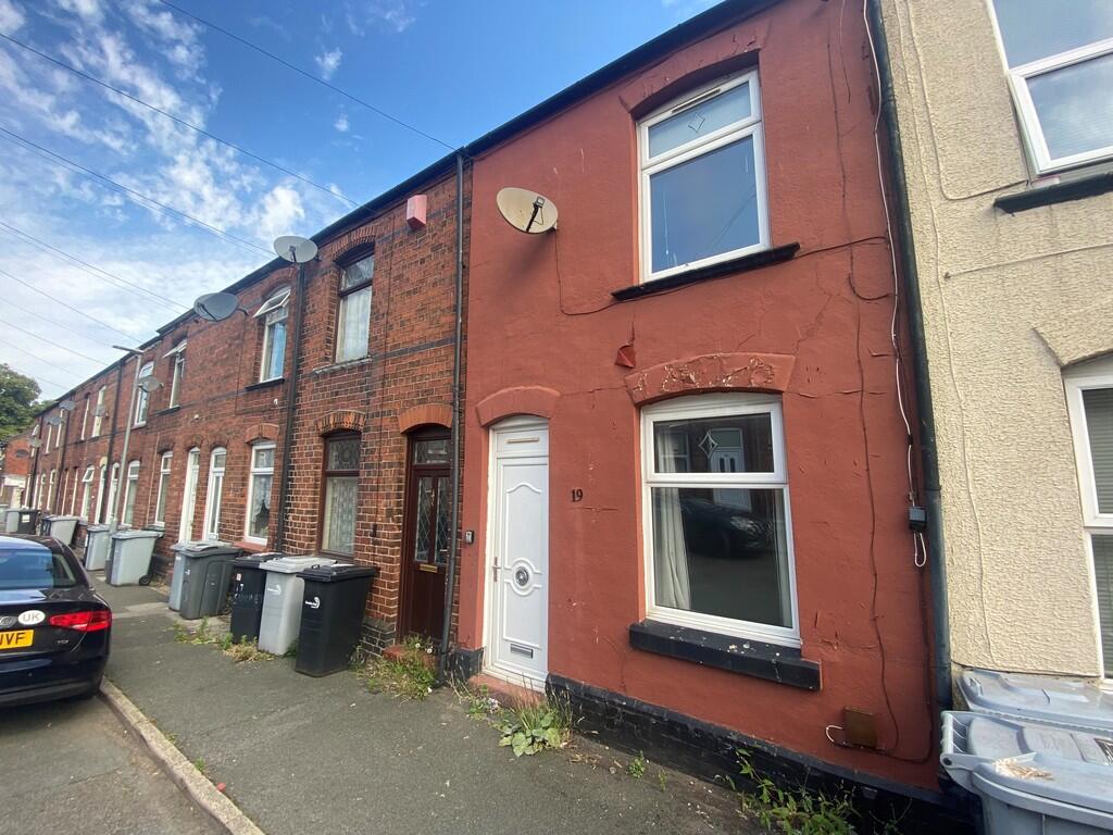 2 bed Mid Terraced House for rent in Crewe. From Martin & Co - Crewe