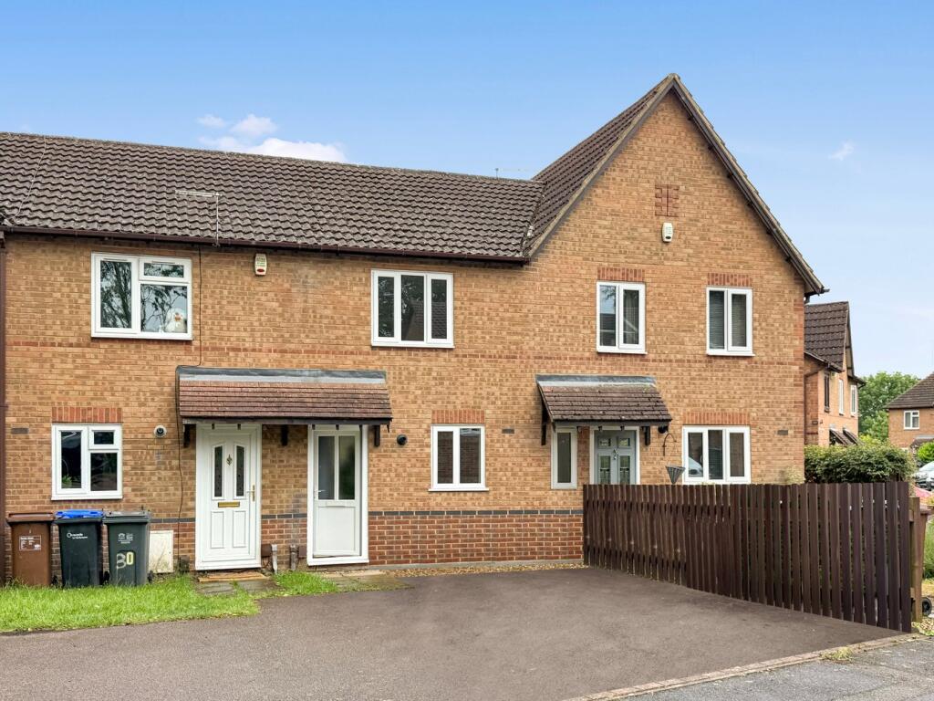 2 bed Mid Terraced House for rent in Northampton. From Merry's Estate Agents - Wootton 2 bed Mid Terraced House for rent in Northampton. From Merry's Estate Agents - Wootton