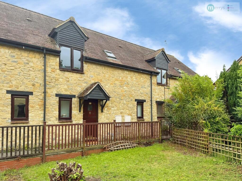 3 bed Mid Terraced House for rent in Olney. From Merry's Estate Agents - Wootton