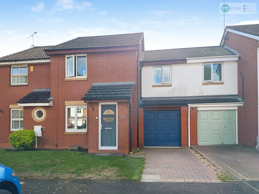 3 bed Mid Terraced House for rent in Northampton. From Merry's Estate Agents - Wootton