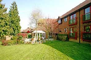 2 bed 1st Floor Flat for rent in Cropwell Bishop. From Metropolitan Housing - North
