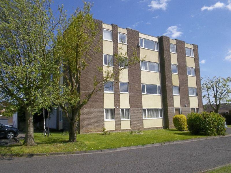 2 bed 1st Floor Flat for rent in Newcastle upon Tyne. From Mike Rogerson Estate Agents - Wallsend 2 bed 1st Floor Flat for rent in Newcastle upon Tyne. From Mike Rogerson Estate Agents - Wallsend