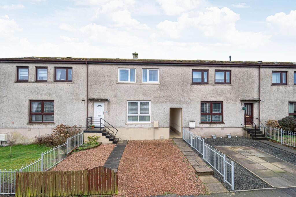 3 bed Mid Terraced House for rent in Cowdenbeath. From Morgans - Dunfermline