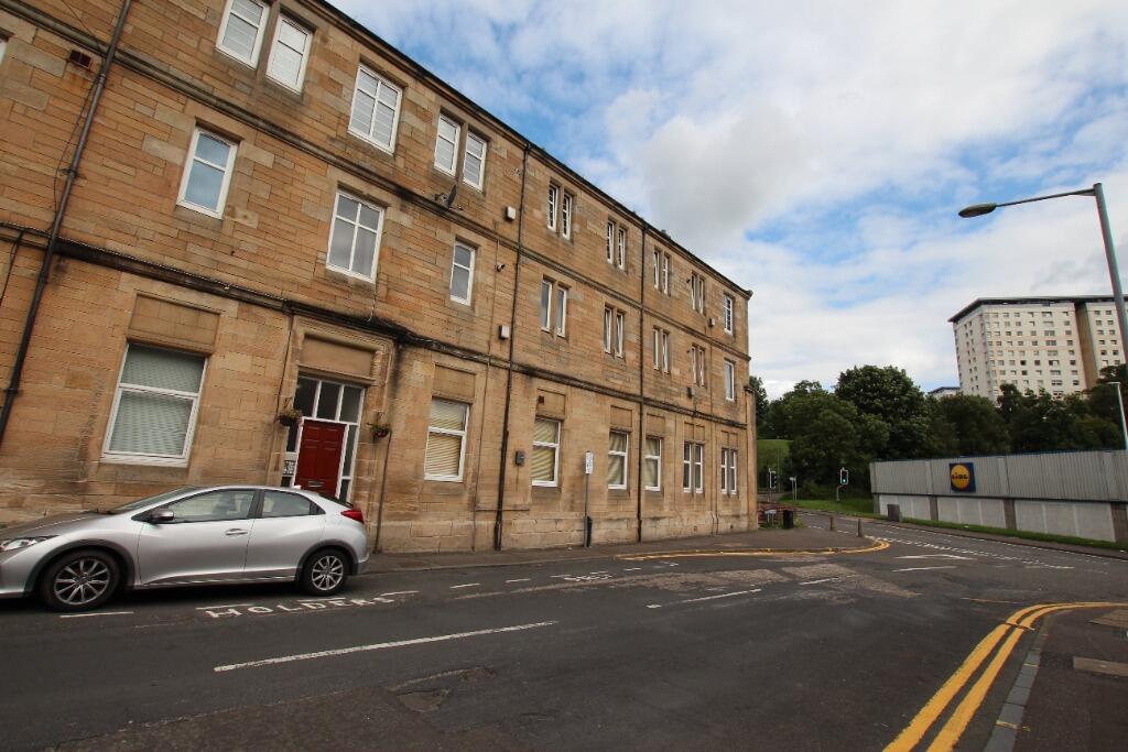 3 bed 1st Floor Flat for rent in Falkirk. From Northwood - Falkirk