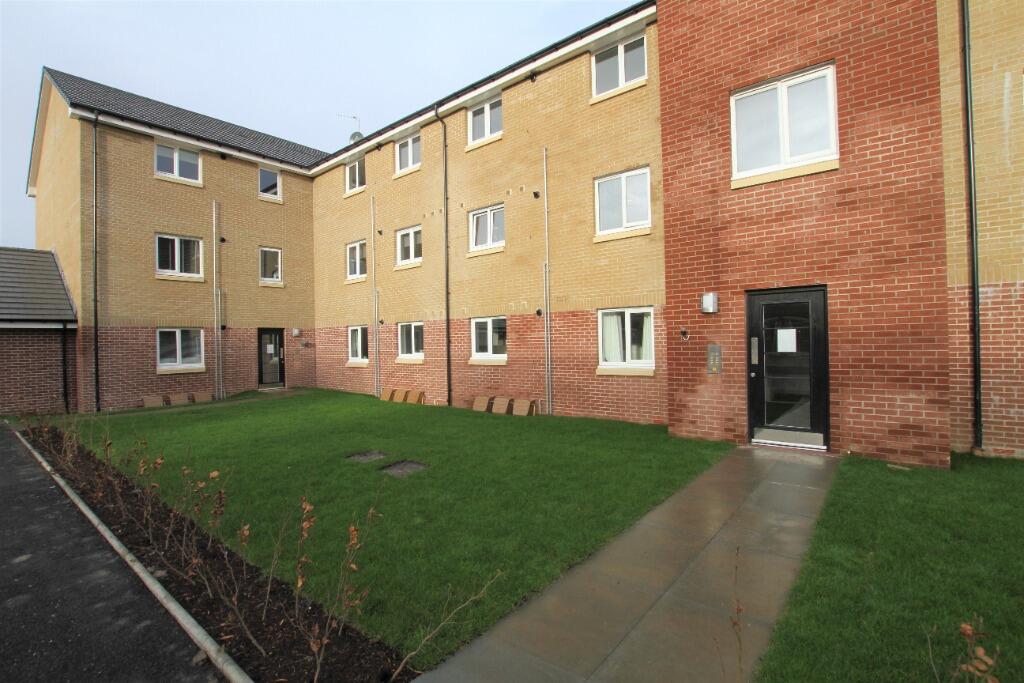2 bed 1st Floor Flat for rent in Carronshore. From Northwood - Falkirk