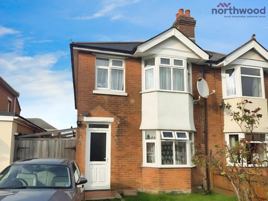 2 bed Semi Detached for rent in Totton. From Northwood - Southampton 2 bed Semi Detached for rent in Totton. From Northwood - Southampton