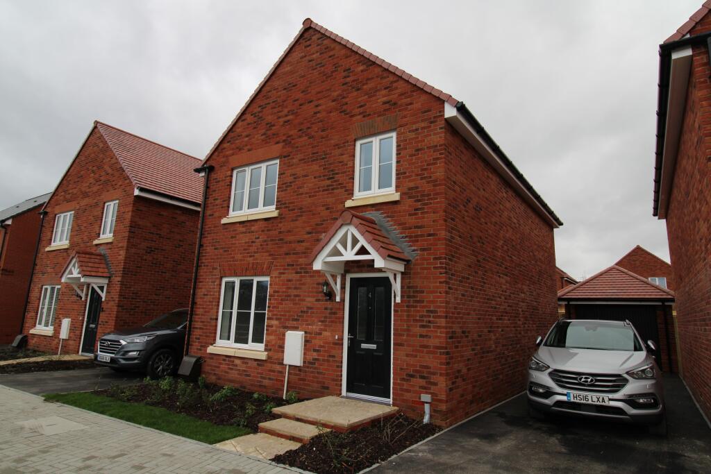 4 bed Detached for rent in Lowford. From Northwood - Southampton