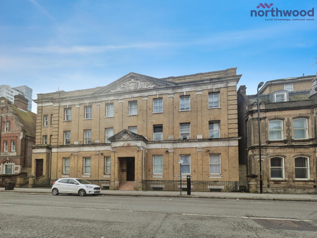 2 bed 1st Floor Flat for rent in Southampton. From Northwood - Southampton