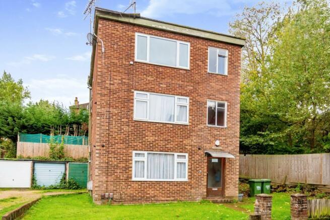 1 bed 1st Floor Flat for rent in Southampton. From Northwood - Southampton