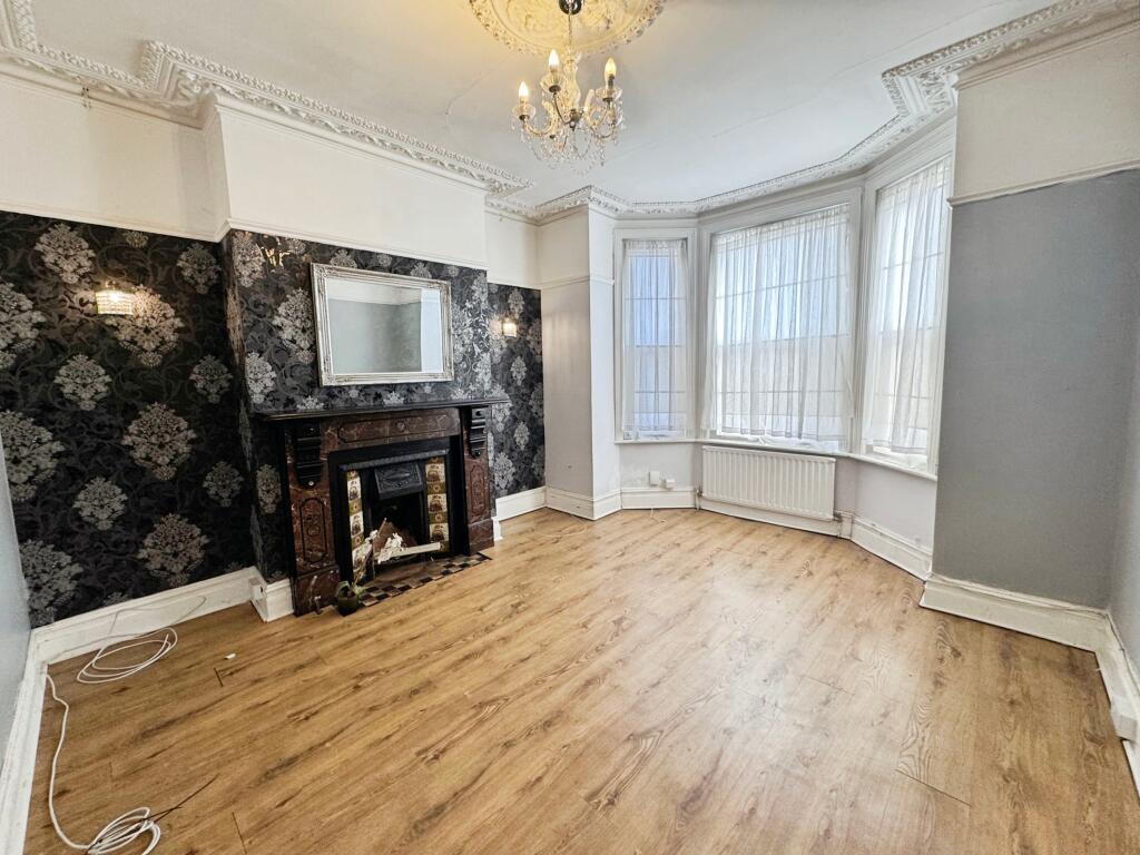 3 bed Mid Terraced House for rent in Southampton. From Northwood - Southampton 3 bed Mid Terraced House for rent in Southampton. From Northwood - Southampton
