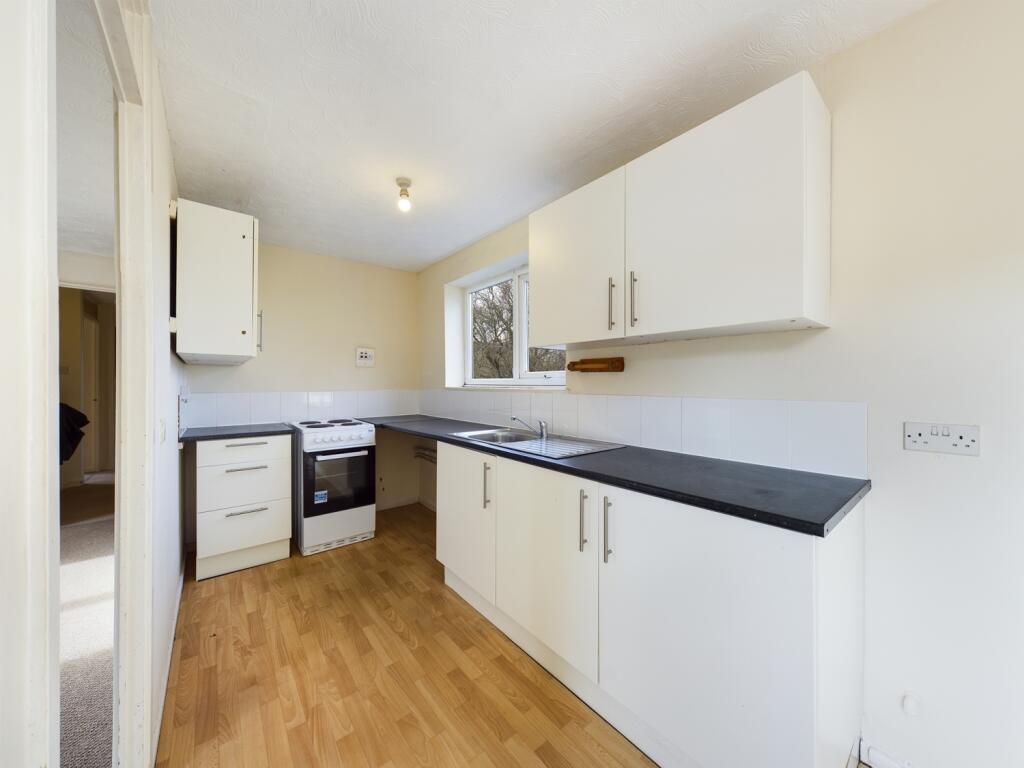 3 bed Mid Terraced House for rent in Marholm. From Optimum Lettings & Property Management Ltd - Peterborough 3 bed Mid Terraced House for rent in Marholm. From Optimum Lettings & Property Management Ltd - Peterborough