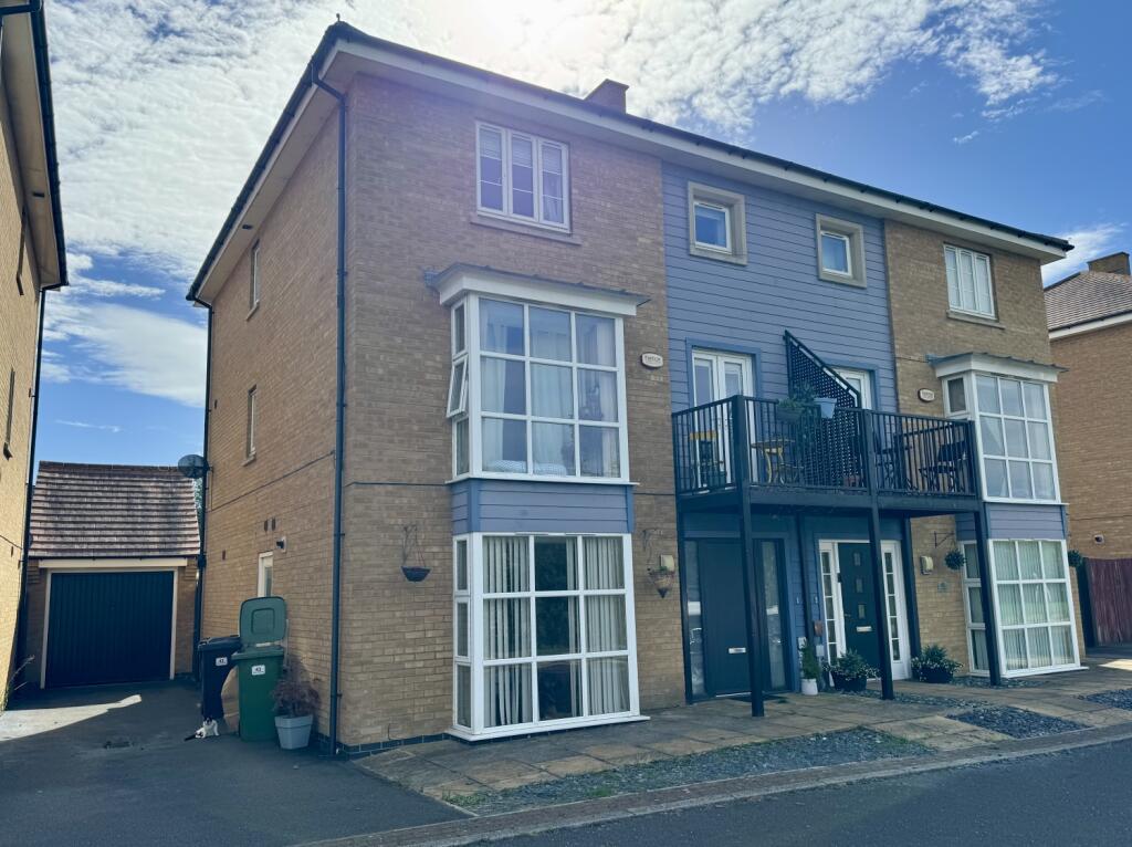 4 bed Semi Detached for rent in Yaxley. From Optimum Lettings & Property Management Ltd - Peterborough 4 bed Semi Detached for rent in Yaxley. From Optimum Lettings & Property Management Ltd - Peterborough