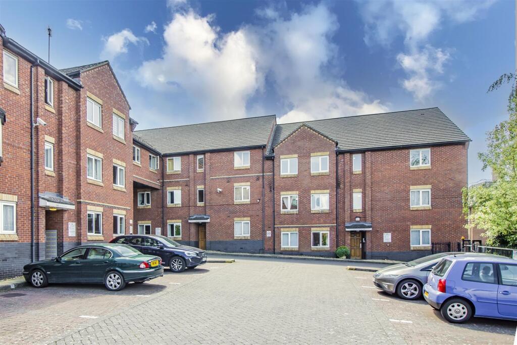 2 bed 1st Floor Flat for rent in Kettering. From Oscar James - Kettering 2 bed 1st Floor Flat for rent in Kettering. From Oscar James - Kettering