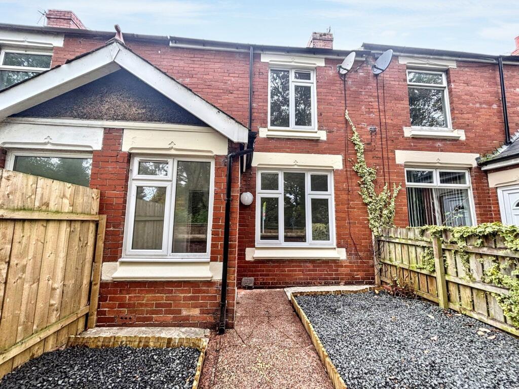 2 bed Mid Terraced House for rent in Ashington. From Pattinson Estate Agents - Ashington