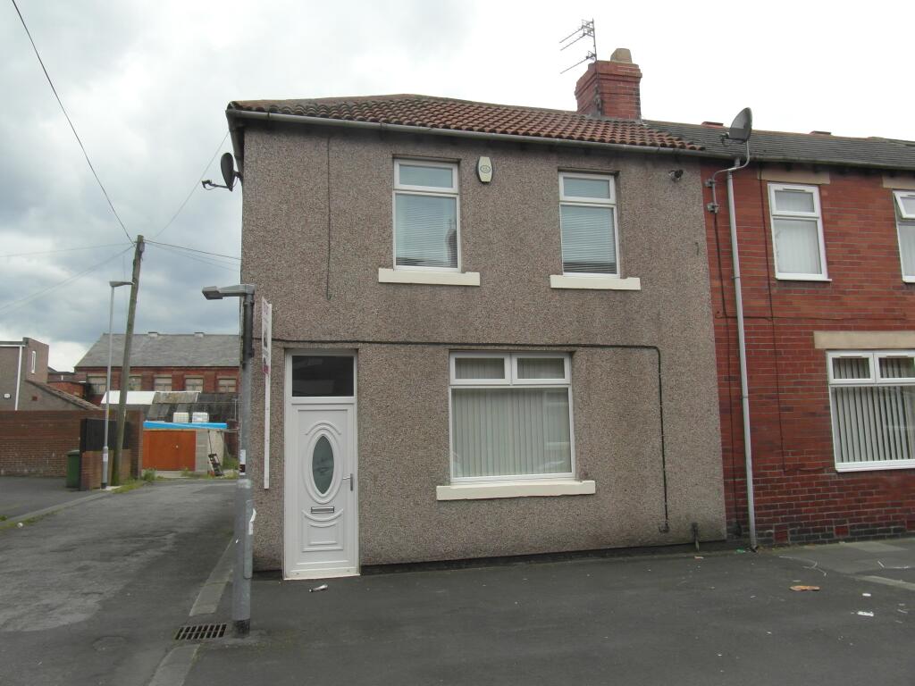 3 bed Mid Terraced House for rent in Newbiggin-by-the-Sea. From Pattinson Estate Agents - Ashington 3 bed Mid Terraced House for rent in Newbiggin-by-the-Sea. From Pattinson Estate Agents - Ashington
