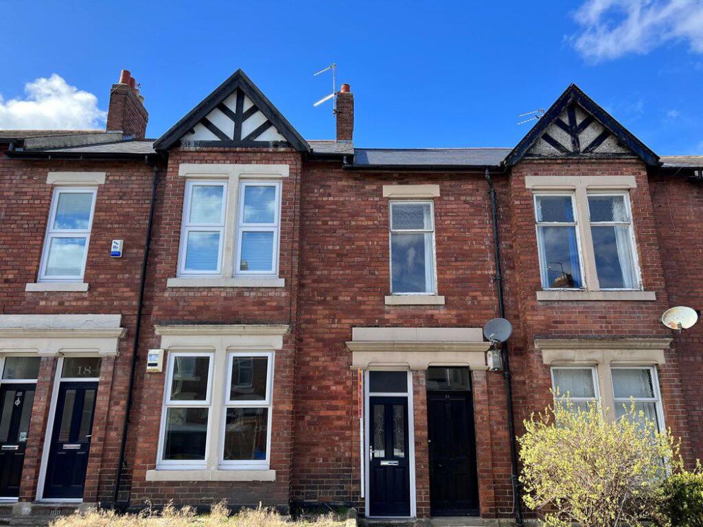 3 bed 1st Floor Flat for rent in Newcastle upon Tyne. From Pattinson Estate Agents - Gosforth