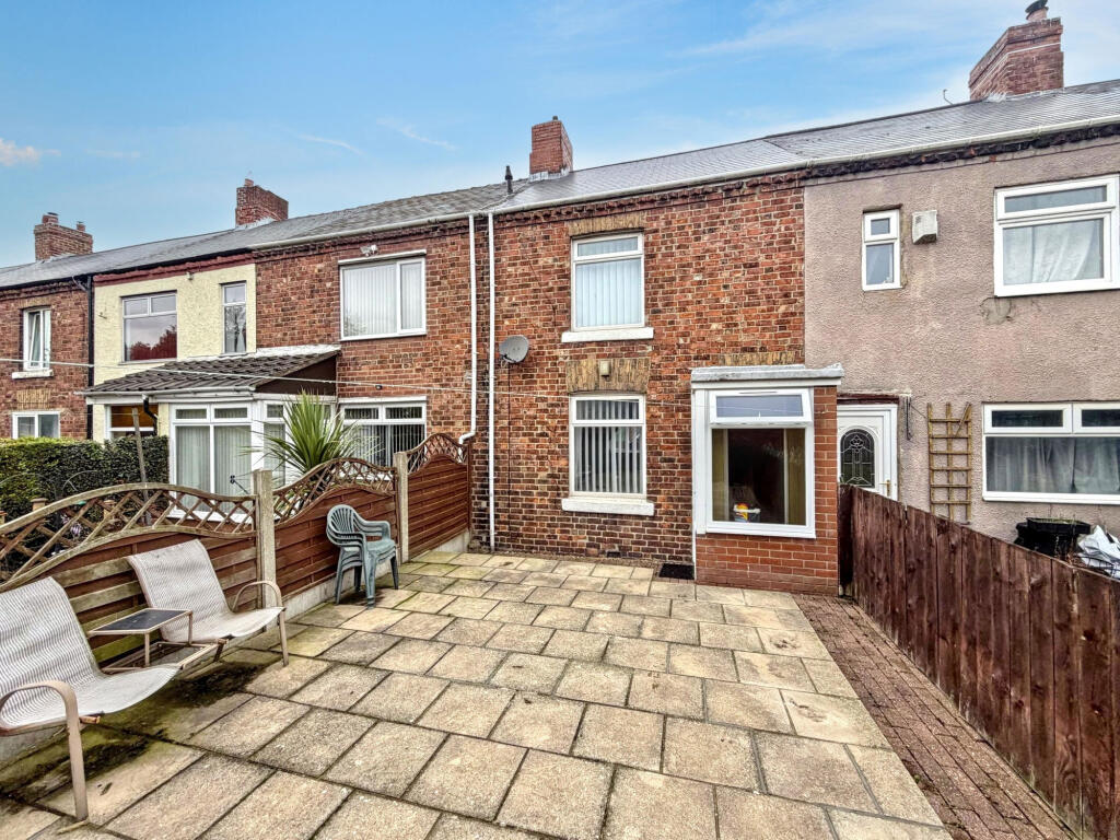 2 bed Mid Terraced House for rent in West Herrington. From Pattinson Estate Agents - Houghton Le Spring 2 bed Mid Terraced House for rent in West Herrington. From Pattinson Estate Agents - Houghton Le Spring