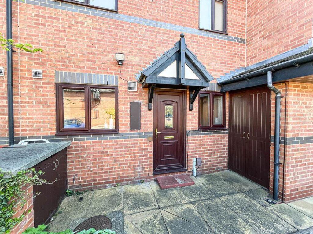2 bed House (unspecified) for rent in Gateshead. From Pattinson Estate Agents - Low Fell