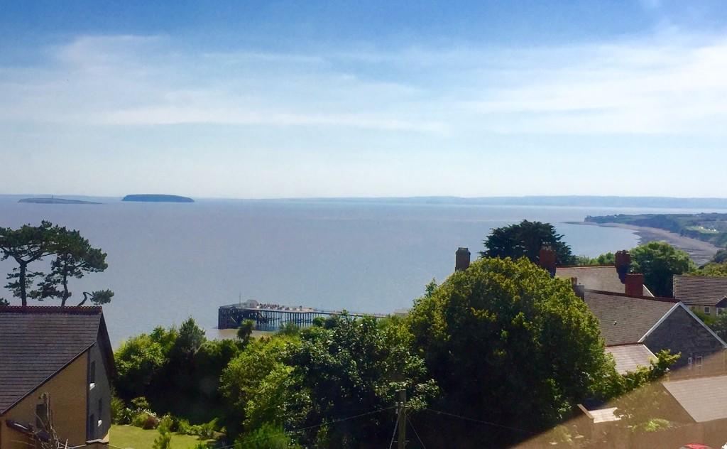 3 bed Apartment for rent in Penarth. From Peter Wood - Penarth