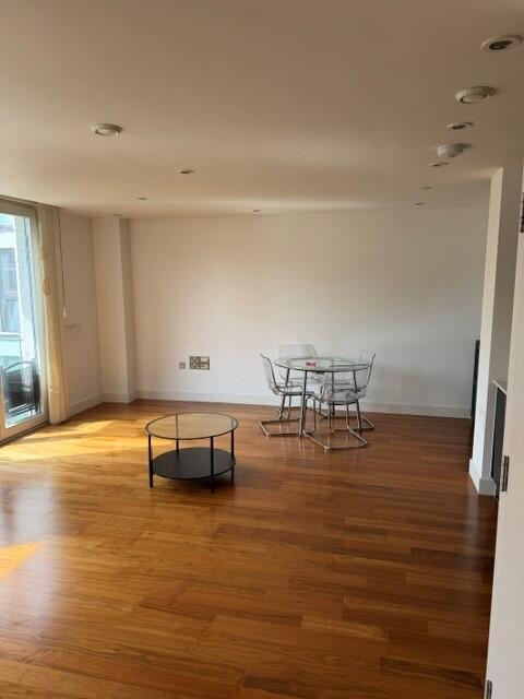 1 bed Apartment for rent in Cardiff. From Peter Wood - Penarth