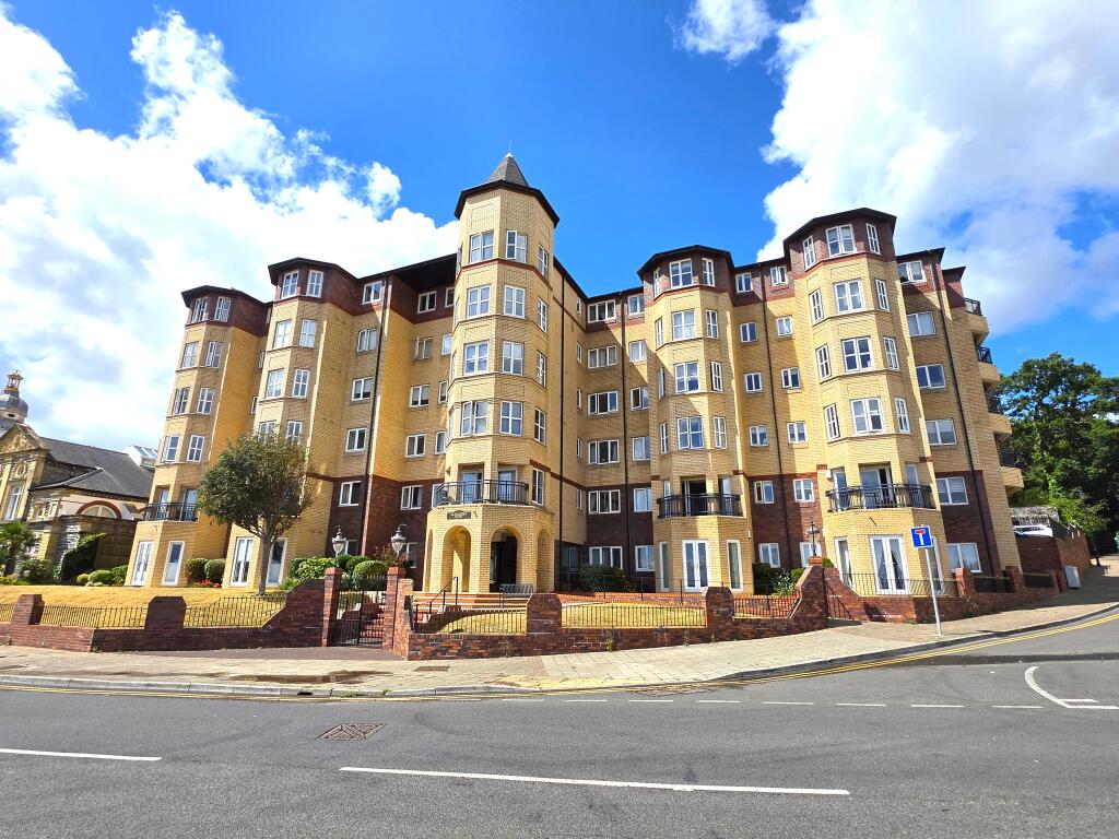 2 bed Apartment for rent in Penarth. From Peter Wood - Penarth 2 bed Apartment for rent in Penarth. From Peter Wood - Penarth