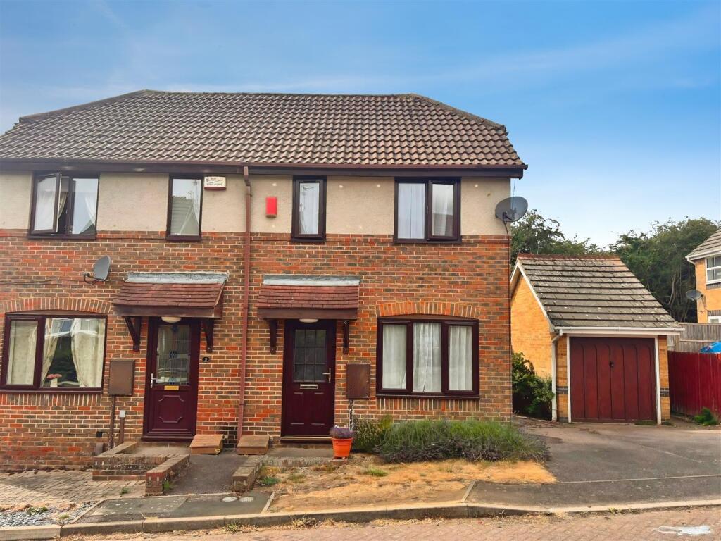 2 bed Semi Detached for rent in Burton Latimer. From Prime Choice Ltd - Kettering 2 bed Semi Detached for rent in Burton Latimer. From Prime Choice Ltd - Kettering