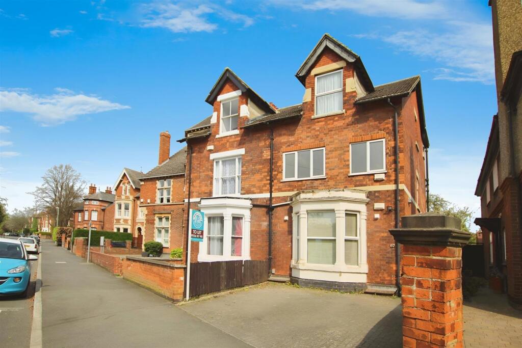 1 bed 1st Floor Flat for rent in Burton Latimer. From Prime Choice Ltd - Kettering 1 bed 1st Floor Flat for rent in Burton Latimer. From Prime Choice Ltd - Kettering