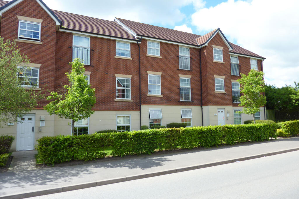 2 bed Apartment for rent in Childer Thornton. From Propeller - Thingwall
