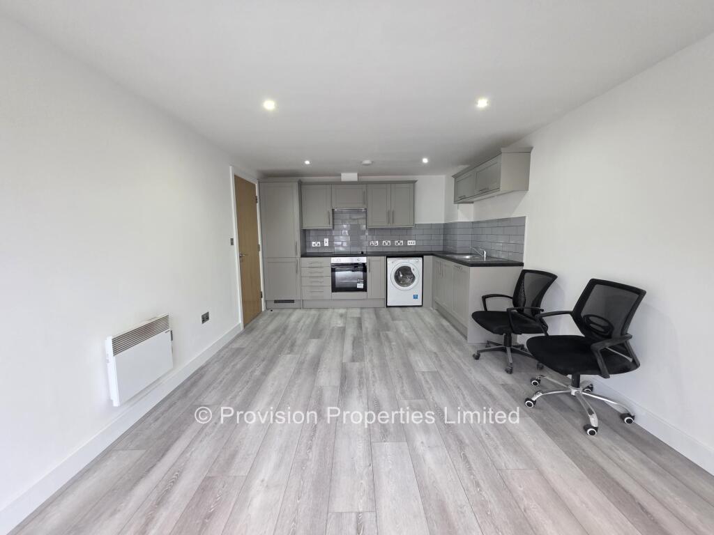 3 bed 1st Floor Flat for rent in Leeds. From Provision Properties - Leeds