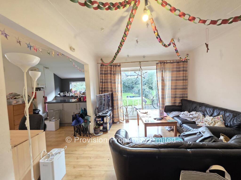 4 bed Semi Detached for rent in Leeds. From Provision Properties - Leeds