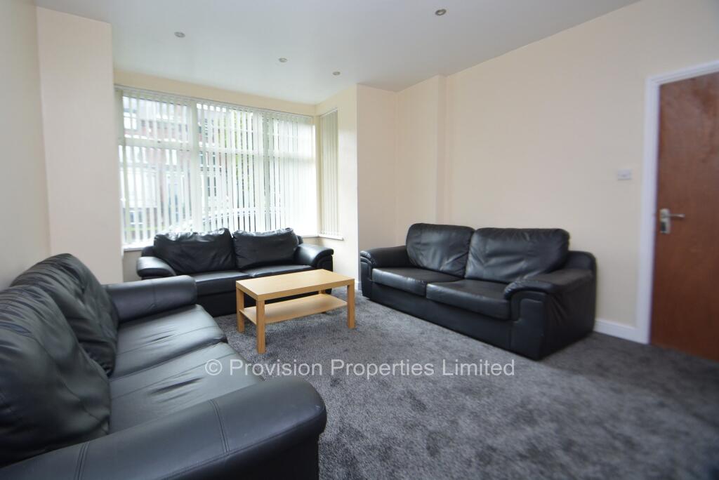 9 bed Mid Terraced House for rent in Leeds. From Provision Properties - Leeds 9 bed Mid Terraced House for rent in Leeds. From Provision Properties - Leeds