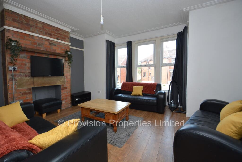 6 bed End of Terrace for rent in Leeds. From Provision Properties - Leeds 6 bed End of Terrace for rent in Leeds. From Provision Properties - Leeds