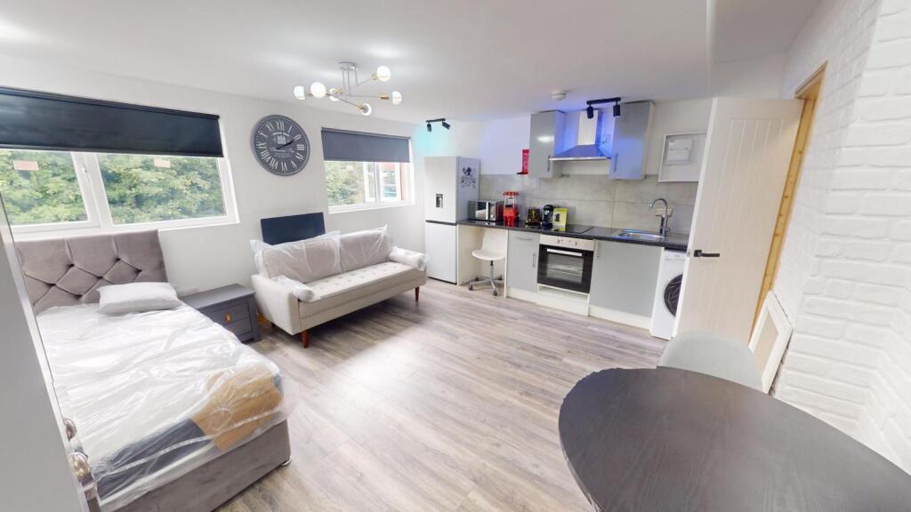0 bed Studio for rent in Leeds. From Provision Properties - Leeds