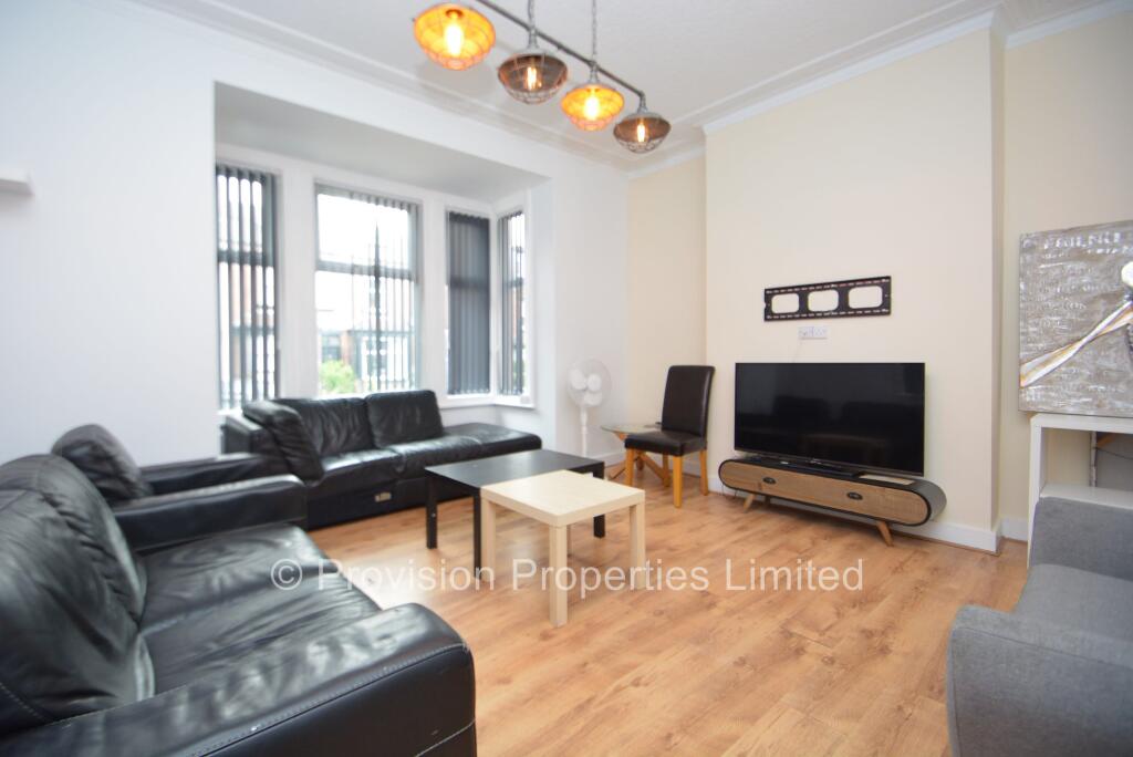 6 bed End of Terrace for rent in Leeds. From Provision Properties - Leeds