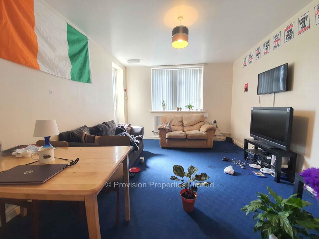 2 bed 1st Floor Flat for rent in Leeds. From Provision Properties - Leeds