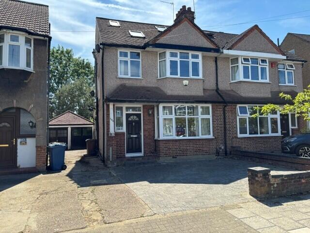 4 bed Semi Detached for rent in Pinner. From Rawlinson Gold - Pinner