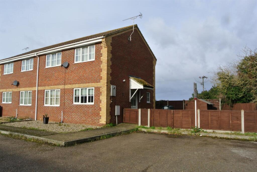 2 bed Semi Detached for rent in Beck Row. From Readwin Barclay - Red Lodge