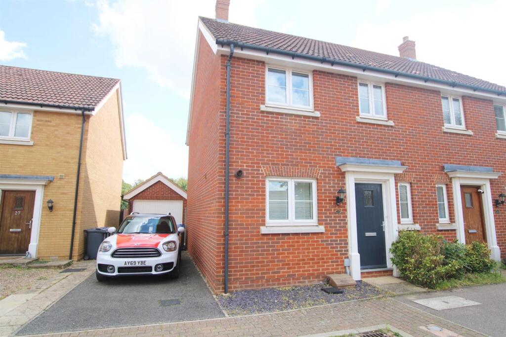 3 bed Semi Detached for rent in Red Lodge. From Readwin Barclay - Red Lodge 3 bed Semi Detached for rent in Red Lodge. From Readwin Barclay - Red Lodge