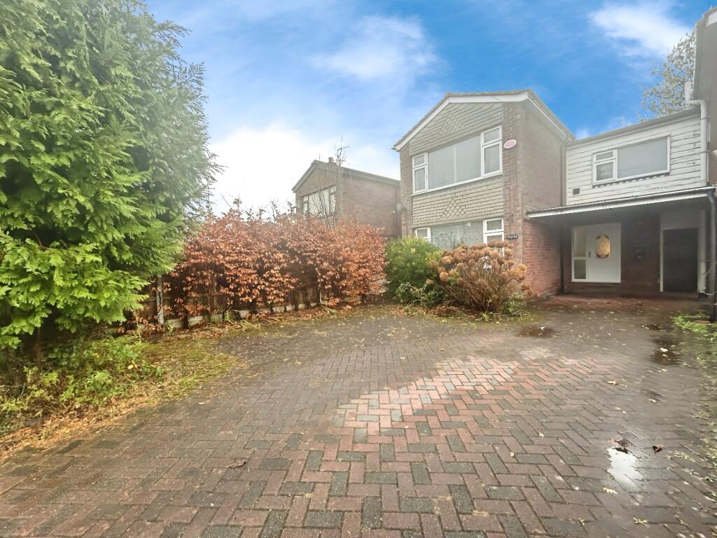 4 bed Detached for rent in Gatley. From Reeds Rains - Cheadle