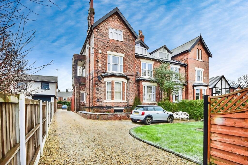2 bed Apartment for rent in Hazel Grove. From Reeds Rains - Cheadle