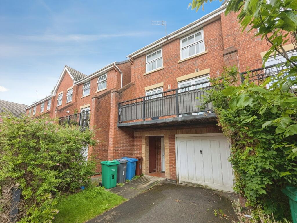4 bed Detached for rent in Manchester. From Reeds Rains - Didsbury